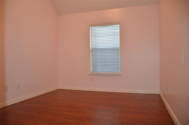 Building Photo - 4810 Claridge Park Ln
