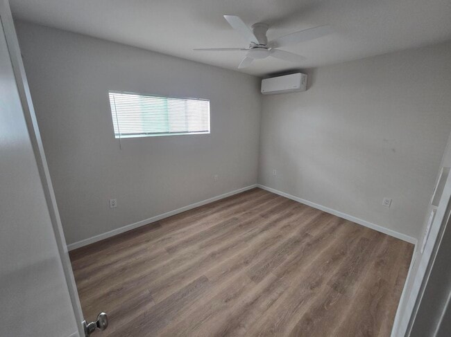 Building Photo - 4062 Ingalls St