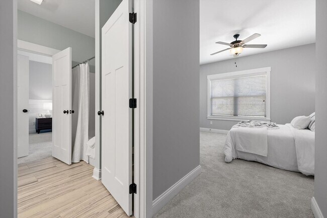 Building Photo - 718 Windrush Loop