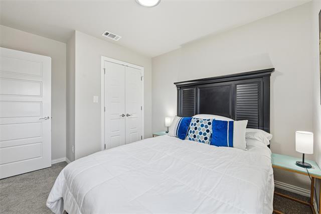 Building Photo - 933 River Rd