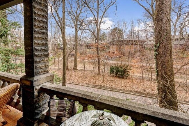 Building Photo - 2112 Iuka Ave