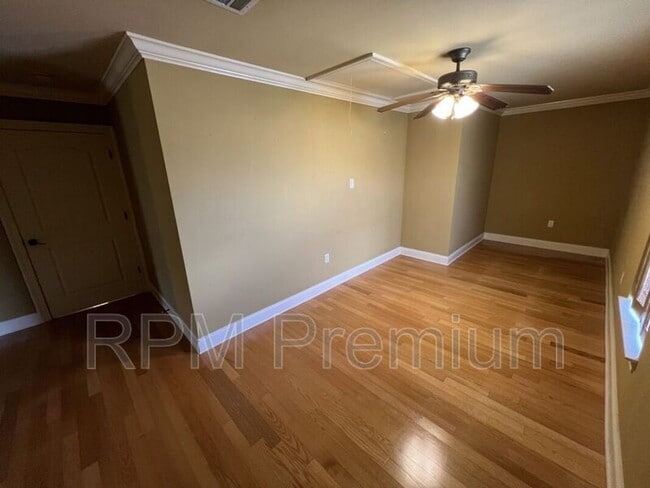 Building Photo - 17703 Shady Creek Ave