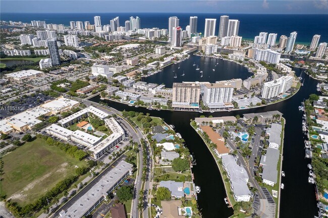 Building Photo - 300 Layne Blvd