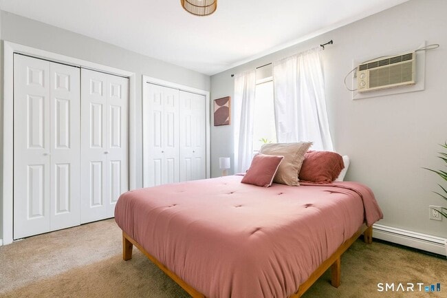 Building Photo - 516 Indian Ave