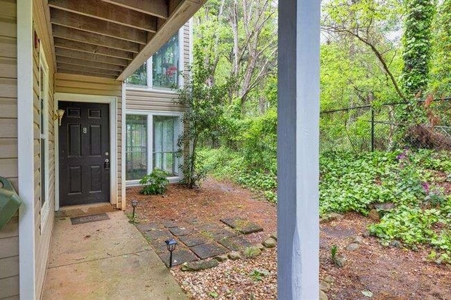 Building Photo - 306 Augusta Dr