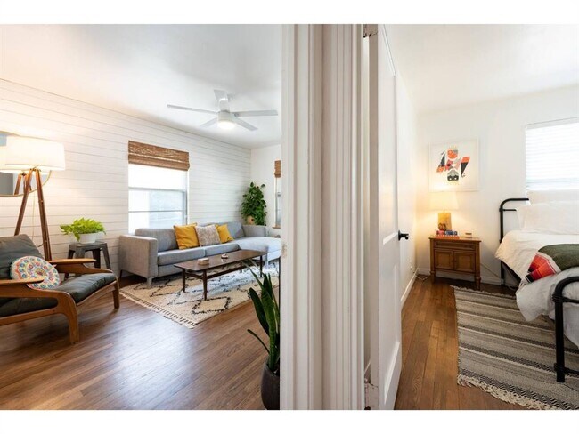 Building Photo - 3011 E 17th St