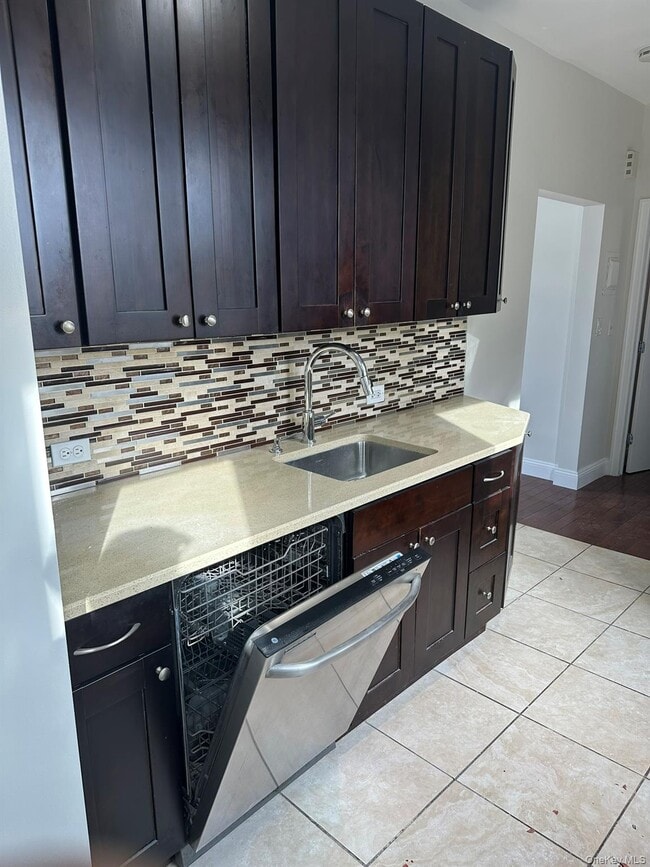 Building Photo - 2982 Zullet