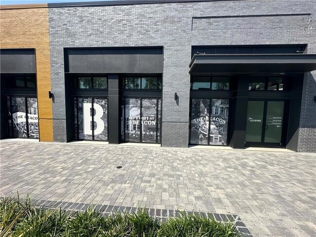 Building Photo - 352 Skylar Ct SE