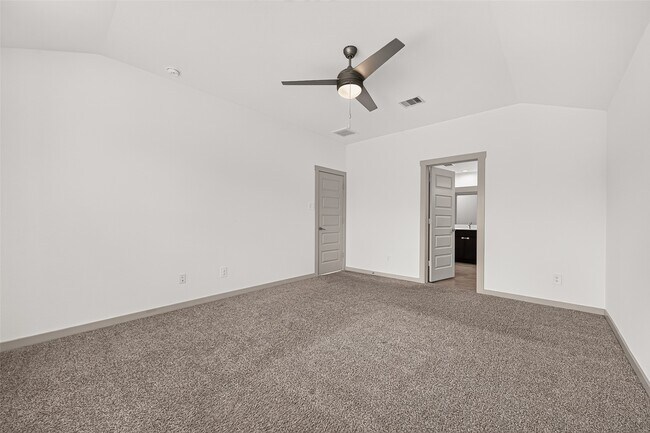 Building Photo - 28926 Yachting Pt Ct
