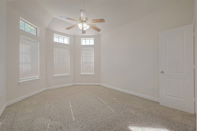 Building Photo - 1189 Lovett St