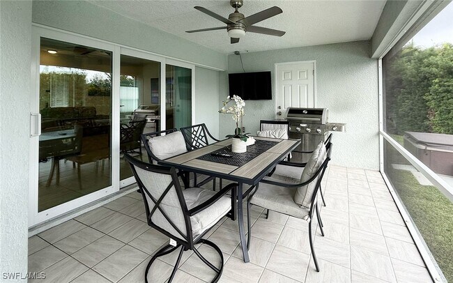 Building Photo - 131 S Bahama Ave