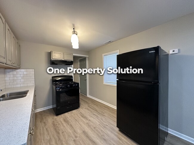 Building Photo - 2355 Rhode Island Ct.