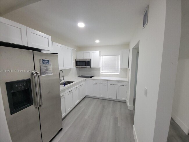 Building Photo - 3090 NW 46th Ave