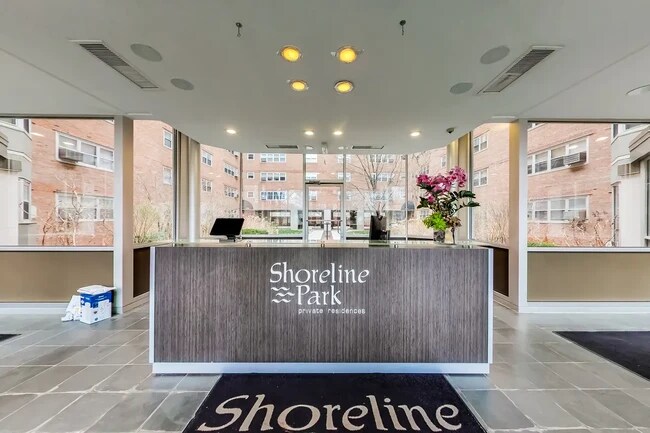 Building Photo - 4980 N Marine Dr