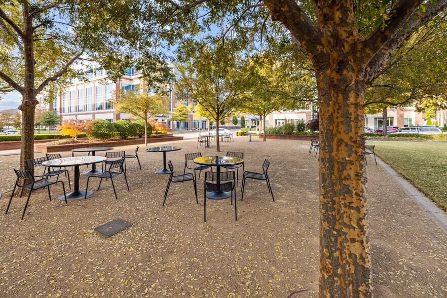 Building Photo - 1319 Rodessa Run