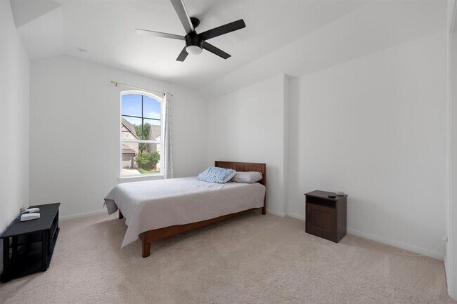 Building Photo - 7624 Alouette Dr
