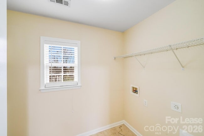 Building Photo - 9710 Rocky Ford Rd