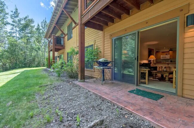 Building Photo - 2740 Shadowmoon Ln