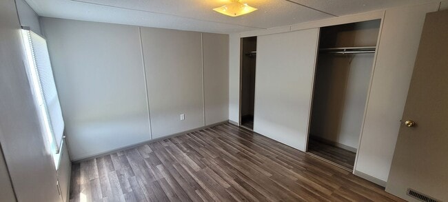 Building Photo - 3 Bedroom Manufactured Home