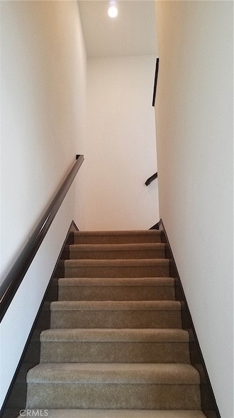 Building Photo - 908 N Acacia Ct