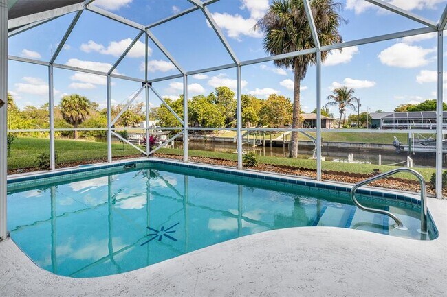 Building Photo - 2220 Broad Ranch Dr