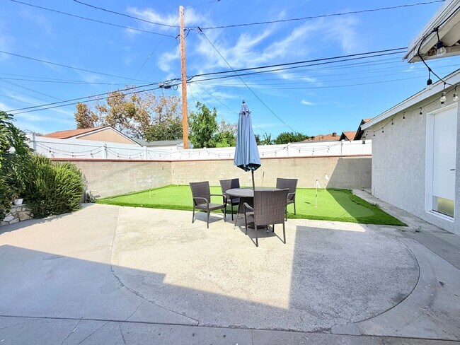 Building Photo - 4648 Adenmoor Ave