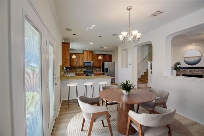 Building Photo - 6800 Sunderland Trail