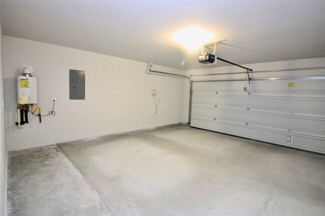 Building Photo - 24323 Wild Bramble Ln