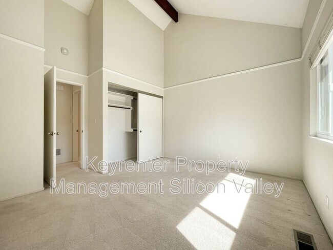 Building Photo - 1927 Amalfi Way