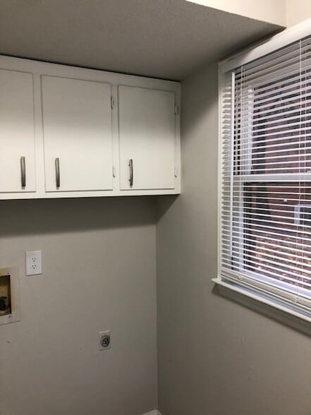 Building Photo - 4405 Graceland Ct