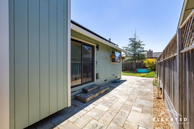 Building Photo - 938 Wood Sorrel Dr
