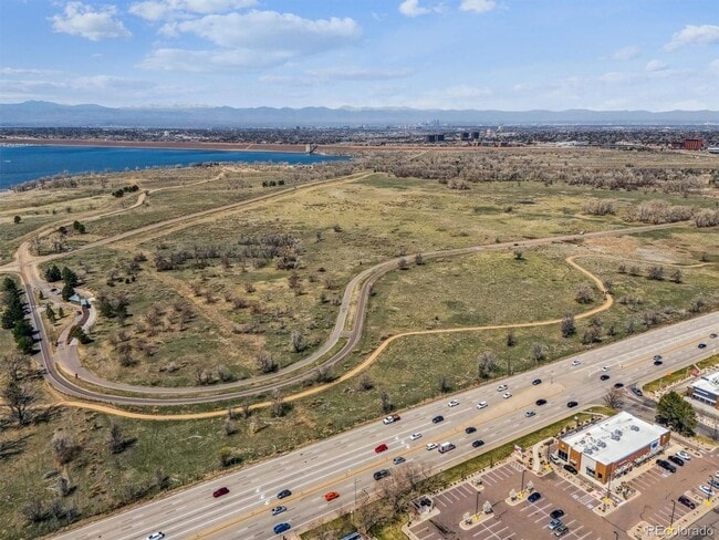 Building Photo - Spacious 2BD, 2BA Condo with Bonus Flex Room