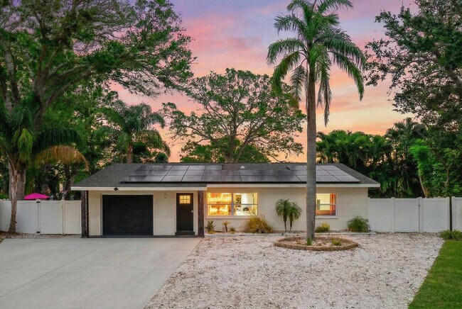 Building Photo - 13448 88th Ave N