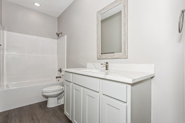 Building Photo - 109 Meadowbrook Dr