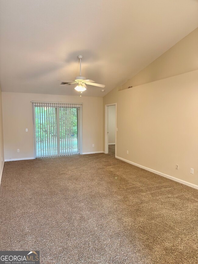 Building Photo - 412 Lawnwood Ct