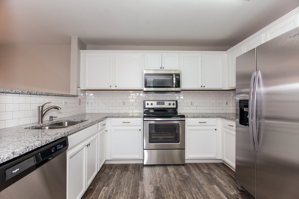 Building Photo - 943 Littleton Dr