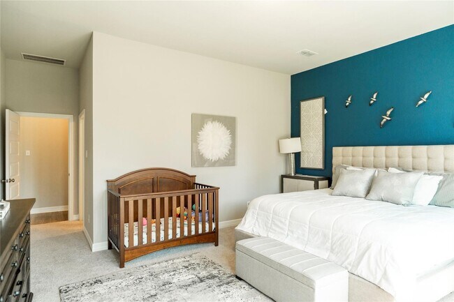 Building Photo - 29023 Laurel Grove Ln