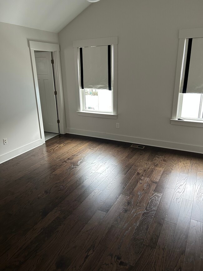 Building Photo - 606 Centerpoint Ln