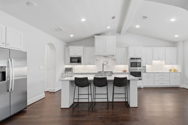 Building Photo - 111 N Bimini Twist Cir