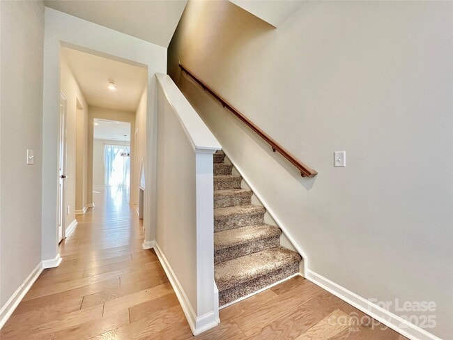 Building Photo - 5348 Somerset Hill Ln