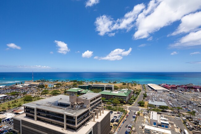 Building Photo - 600 Ala Moana Blvd
