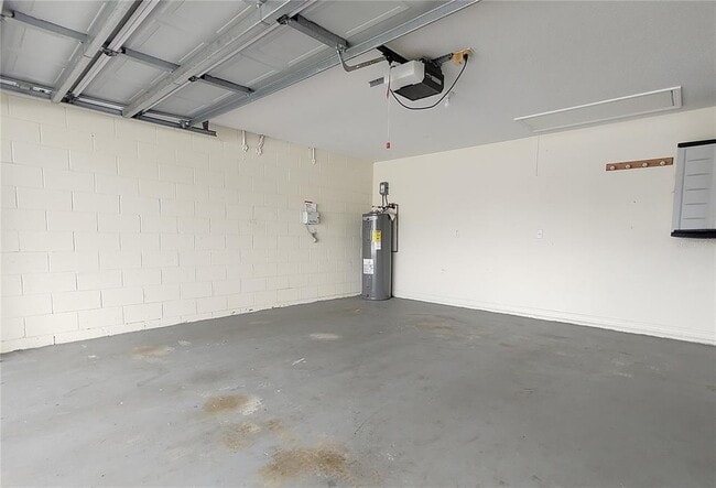 Building Photo - 2741 Bellewater Pl