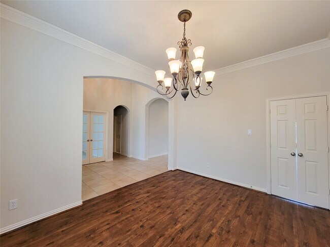 Building Photo - 2886 Tuscania Ln