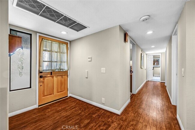 Building Photo - 134 Avenida Presidio