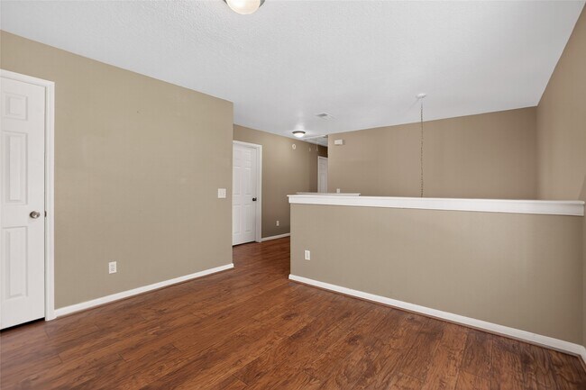Building Photo - 20615 Valley Wells Dr