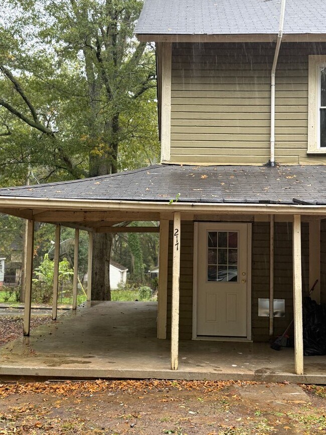 Primary Photo - 217-219 Avenue C