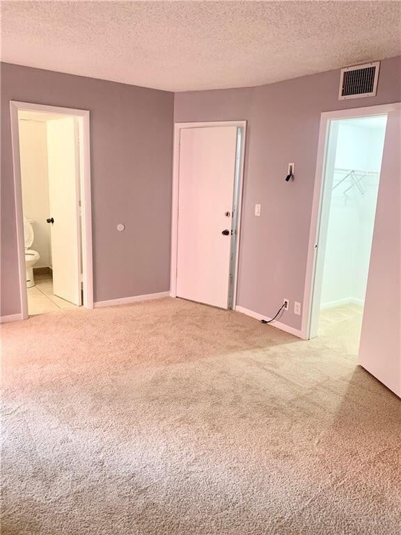 Building Photo - 680 Tennis Club Dr