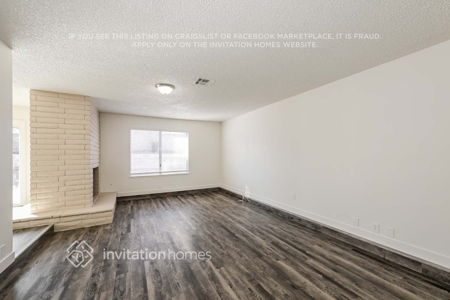 Building Photo - 888 Scarlet Ave