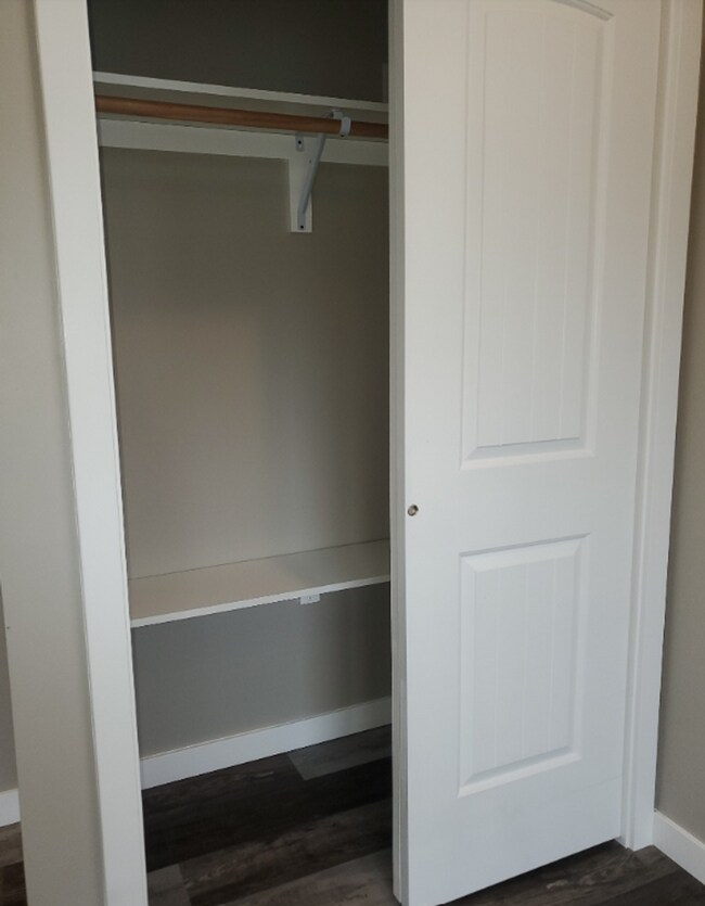 Building Photo - One Bedroom (Modified - ADA) near WWU Available Soon!