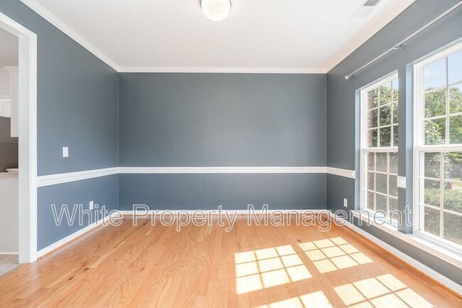 Building Photo - 815 Haymarket Pl